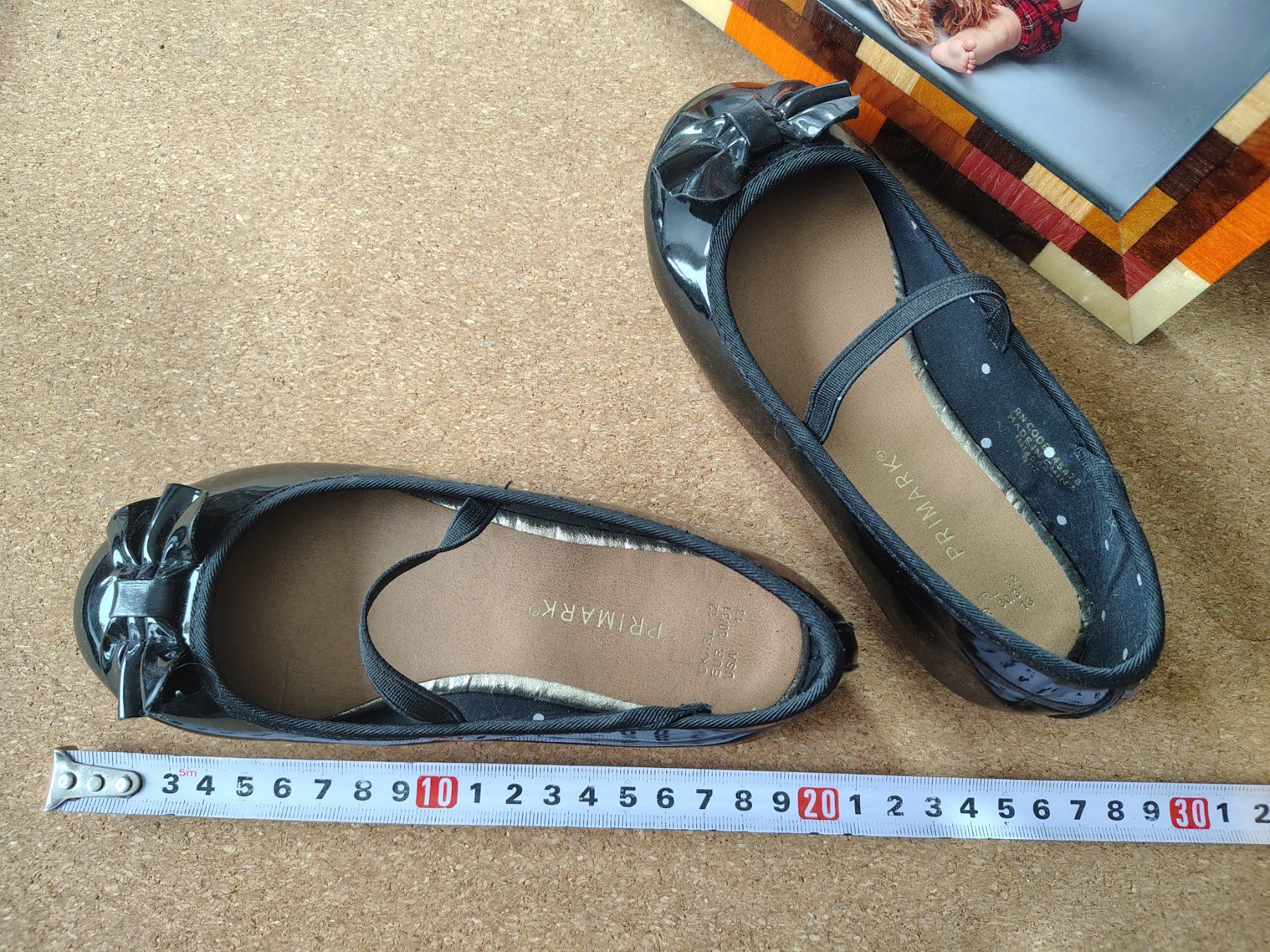 Primark Scarpe per ragazze: Ballerina Schwarz. Grösse: 30-31 – Nuovo (secondo la descrizione) da Dättwil AG venduto da dia_6cbv