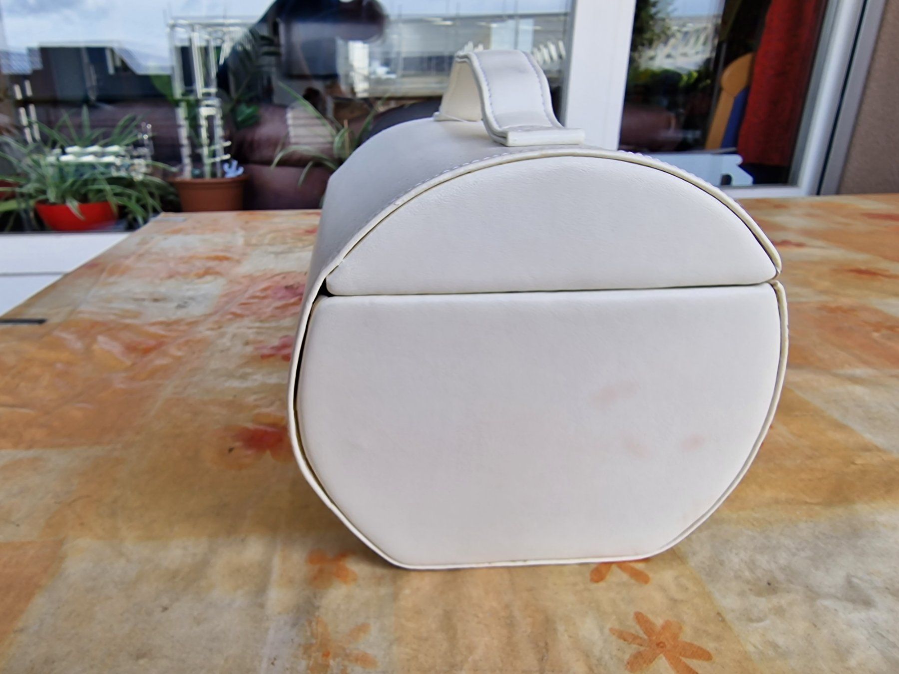 Borse da donna: Schmuck Tasche mit Einlage Fach – Usato da Aesch BL venduto da Sommer755 1