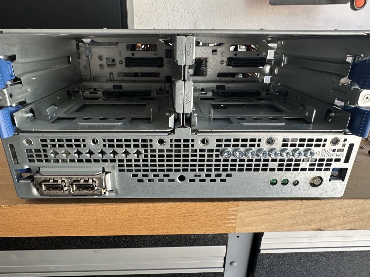 Hewlett Packard Server: HPE Proliant Microserver Gen10+ Xeon E-2176G 32Gb de RAM – Usato da Genève venduto da jf2_2xn5 4