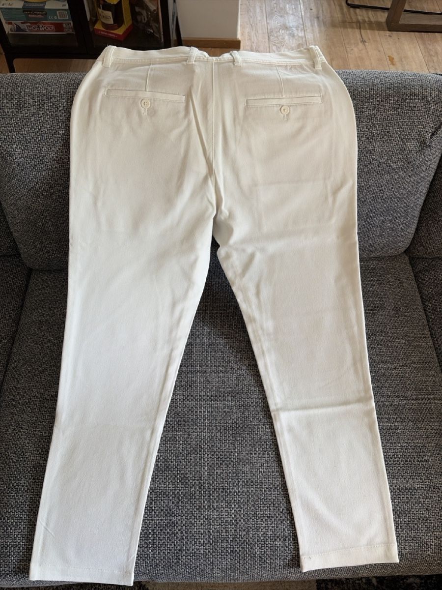 Zara Hosen: Set bestehend aus Zara Stoffhose und Zara Leinenhemd – Gebraucht aus Pontresina von dav_qr2s 2