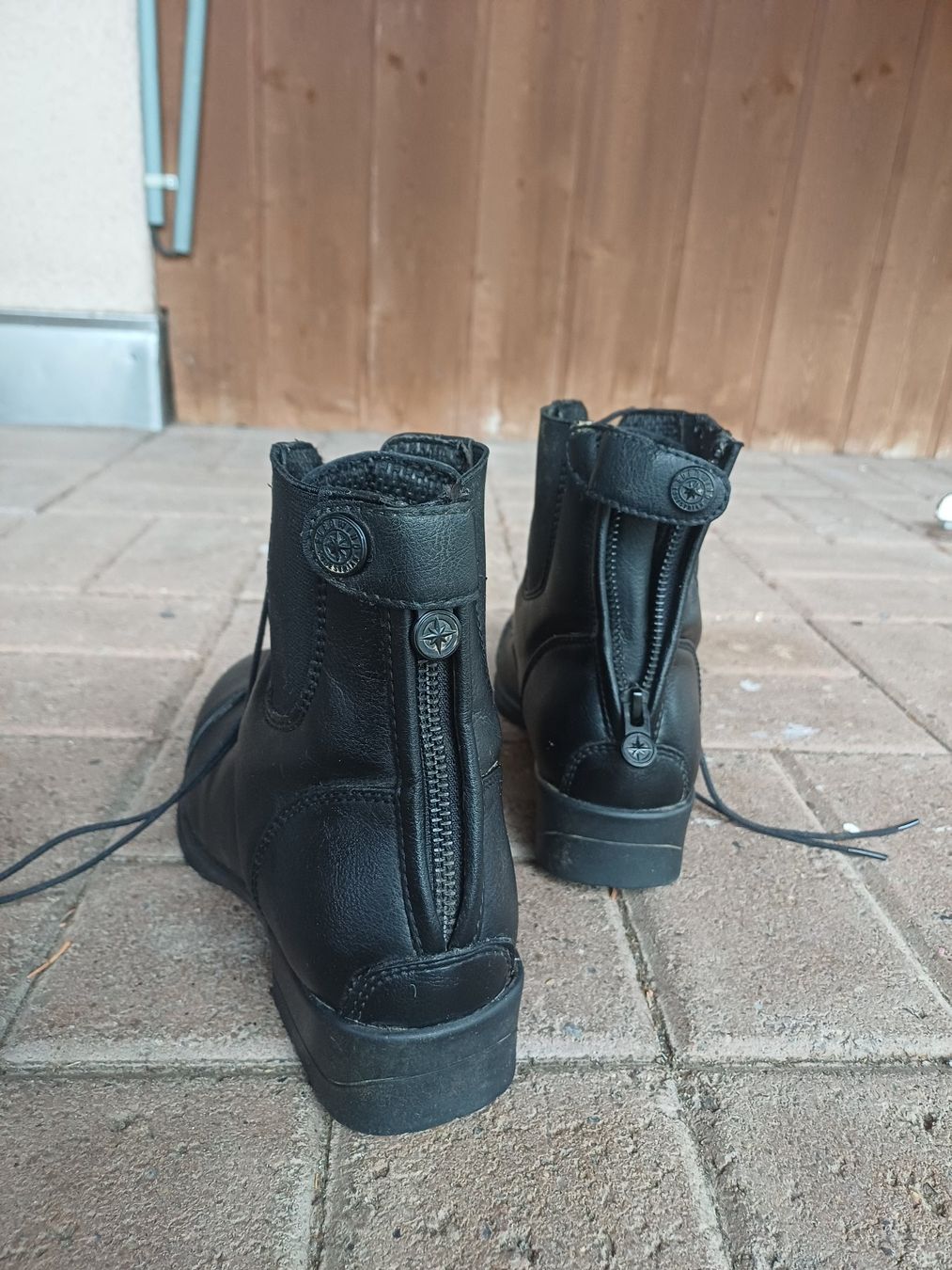 Scarpe da donna: Reit-Stiefeletten – Usato da Roggliswil venduto da sas_b8c8 4