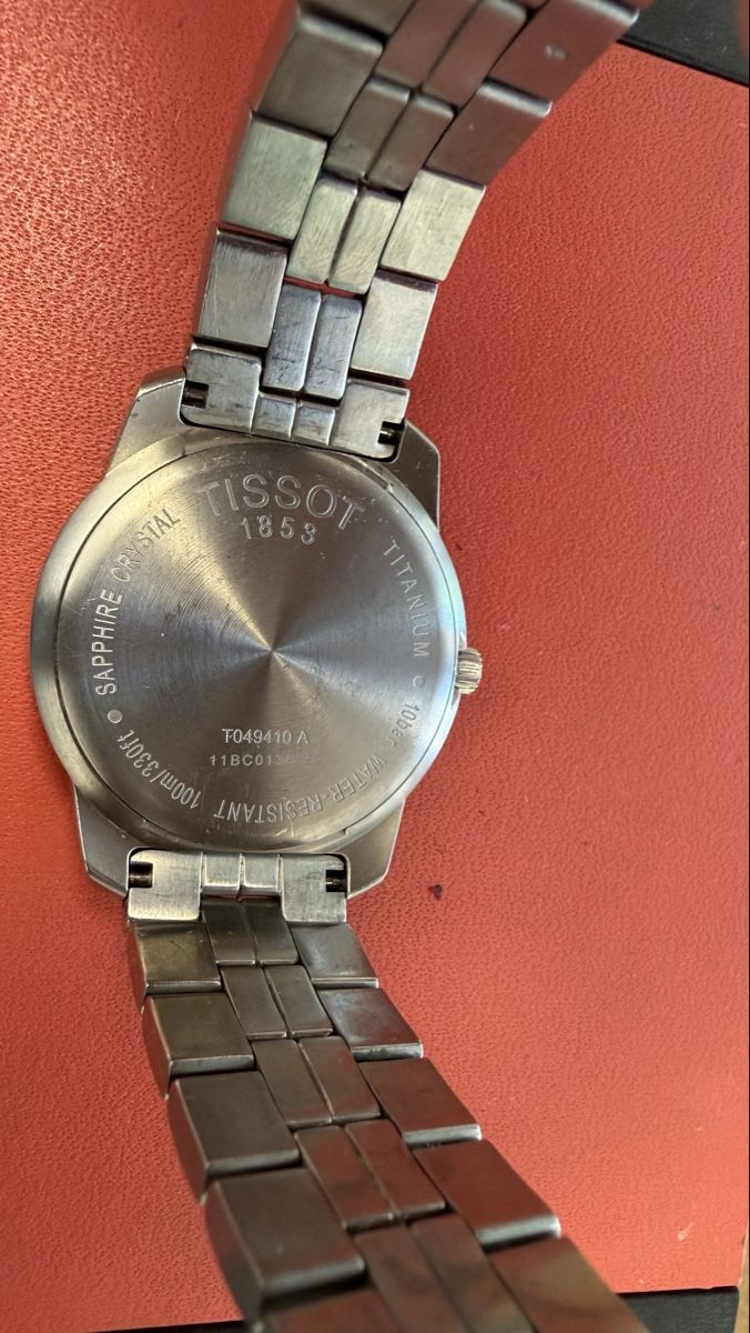 Tissot Montres: Tissot PR 100 Titanium Quartz  – D'occasion à Untersiggenthal par Panjshir 6
