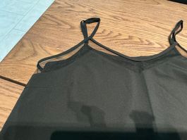 Schwarzes Top mit Tüll Gr. 44 - elegant & luftig