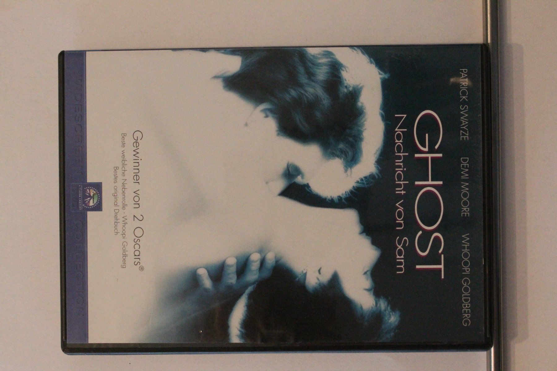 Tous les DVDs: Ghost - Nachricht von Sam – D'occasion à Grenchen par Manuel.We