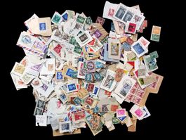 160g Briefmarken International, assortiert