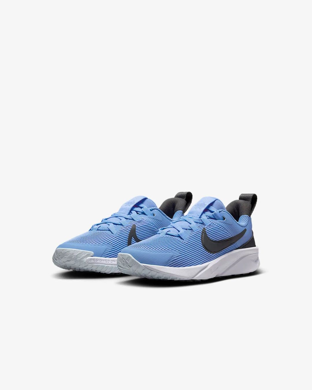 Nike Scarpe da donna: Nike Star Runner Blue beyond Taille 39 – Nuovo e nell'imballaggio originale da Orbe venduto da D-stockFactory-Orbe