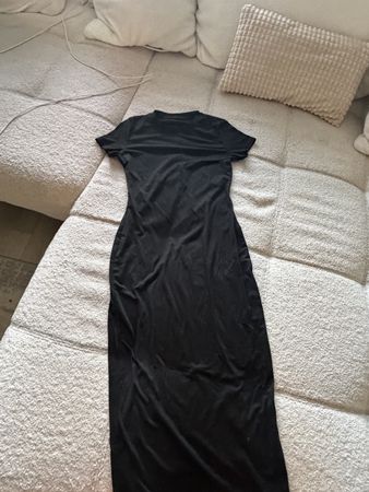 Kleid Schwarz Grösse S guter Zustand