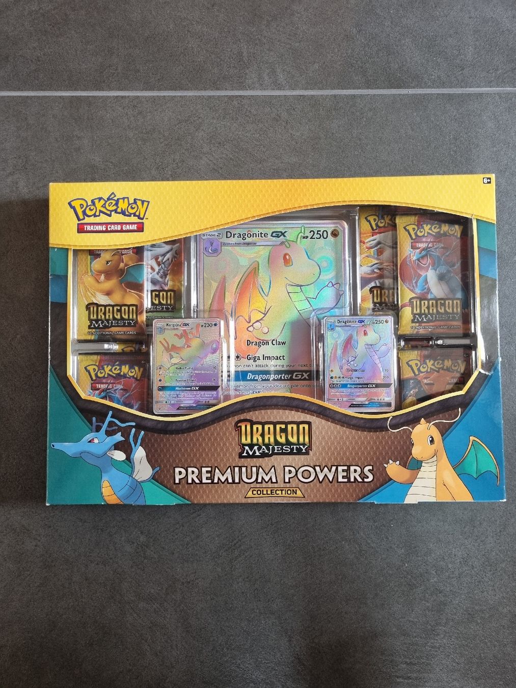 Pokémon Carte collezionabili: Dragon Majesty Premium Powers Collection – Nuovo e nell'imballaggio originale da Holzhäusern ZG venduto da mey_tcg