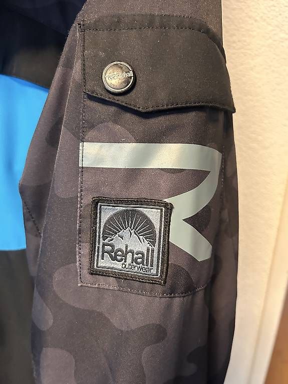 Jacken: Rehall Ski-/Snowboardjacke Grösse S – Gebraucht aus Worb von Katharina14 1