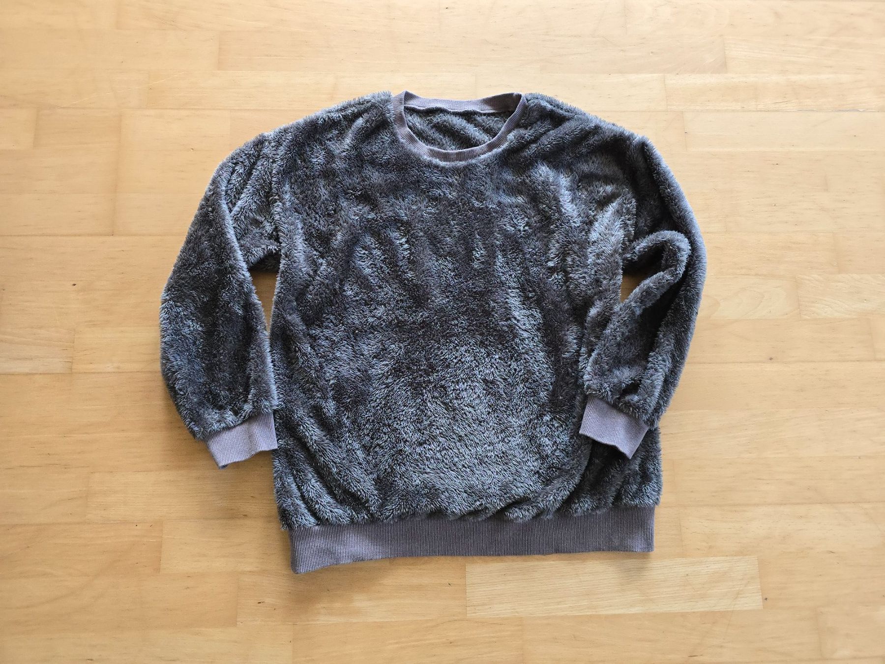 Pullover & Sweatshirts: Lässiger Kuschelpulli grau M – Gebraucht aus Dättlikon von Wundertuete_