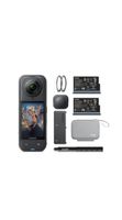 INSTA360 X5 Essentials Bundle 8K