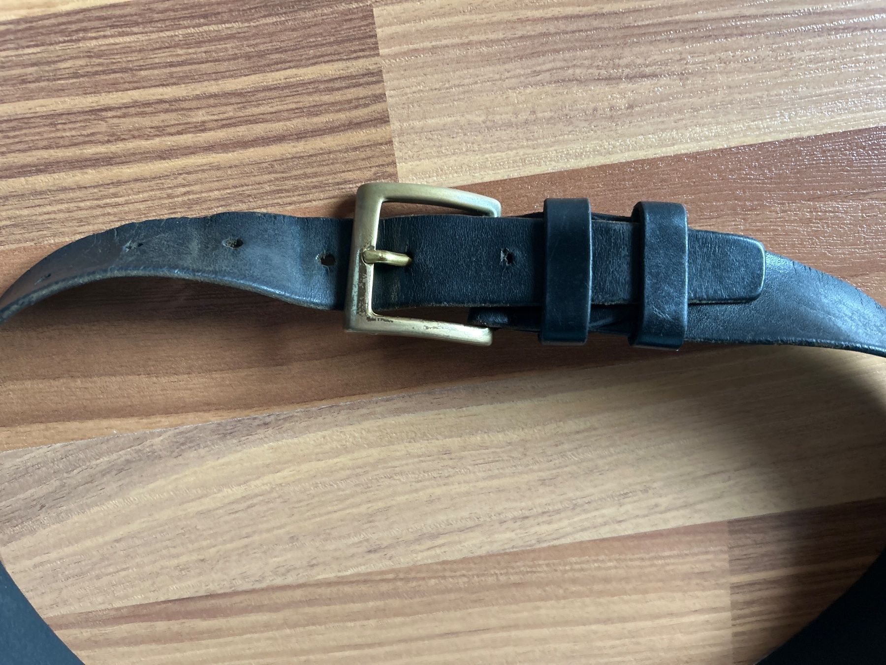 Cinture: Schwarz Ledergürtel mit Messingschnalle, Gr. 75 – Usato da Villnachern venduto da RicardoMary 1