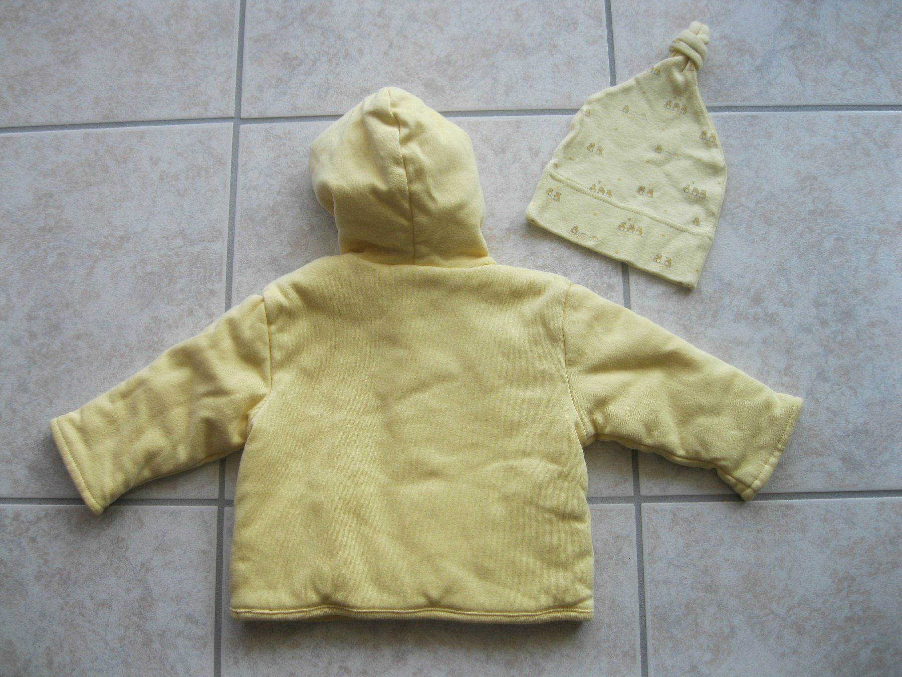 Giacche & Cappotti: veste avec bonnet taille 62 – Usato da vouvry venduto da -tivoli- 1