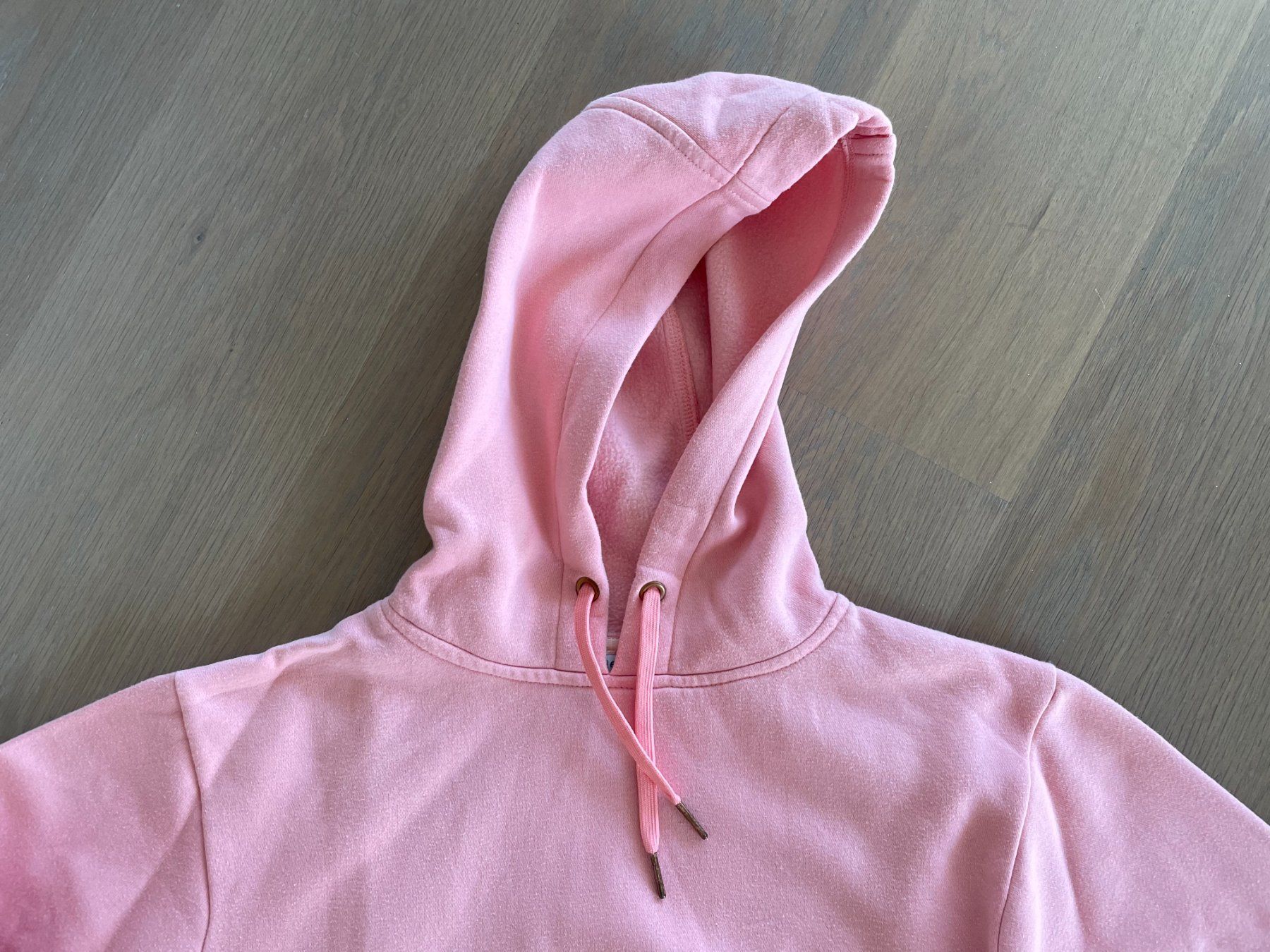 Maglioni & Felpe: Rosa Kapuzen-Pullover in Grösse 38 – Usato da Rüschlikon venduto da user999 1