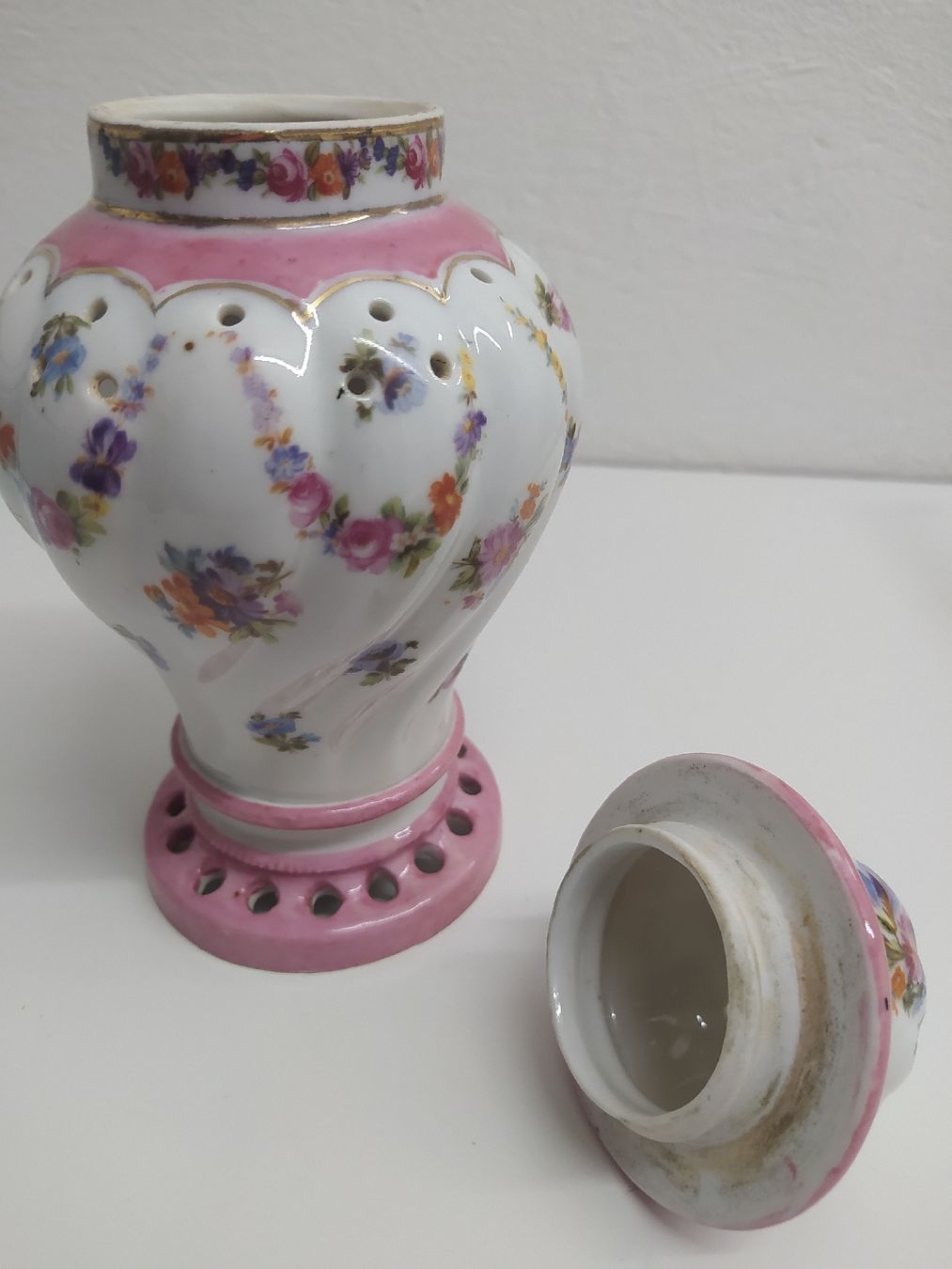 Tutte le decorazioni: Vintage Dekorativer Duftspender mit Deckel 18 cm – Usato da Möhlin venduto da mik_h72m 8