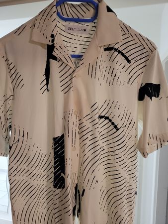 Zara Herrenhemd Gr. S - Sommerlich & Stylish!