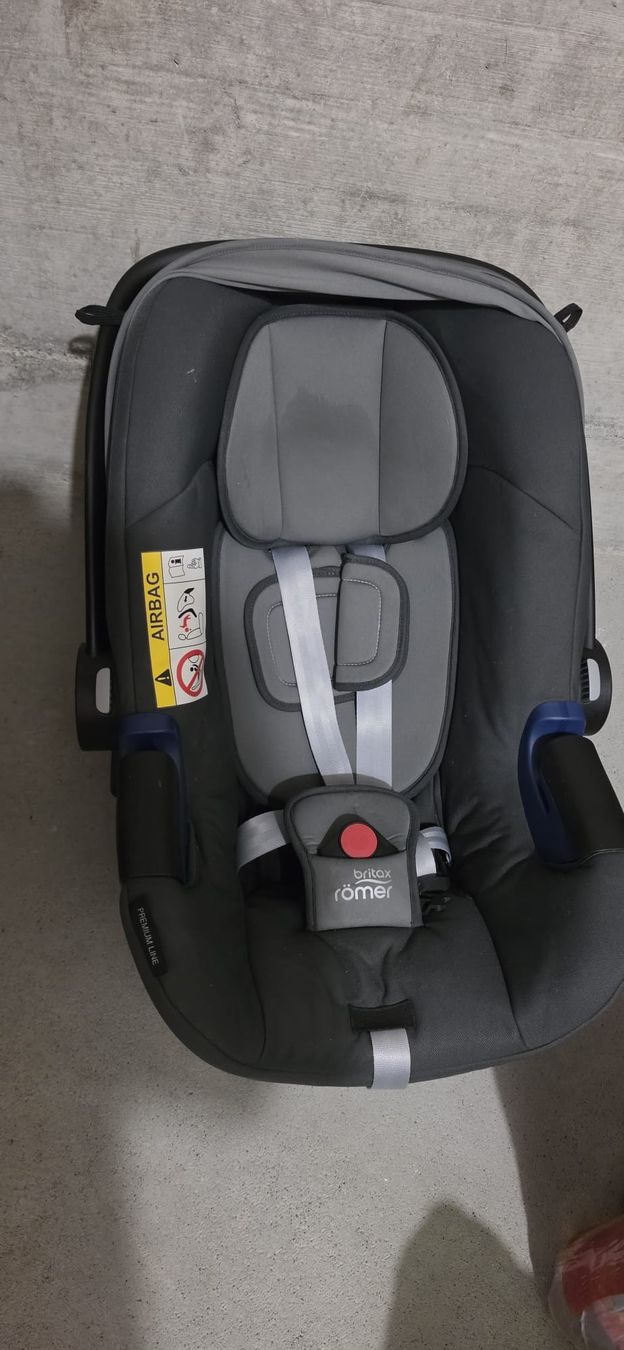 Carrozzine: Kinder wegen complet, passegino completta – Usato da Würenlos venduto da Privato81 2