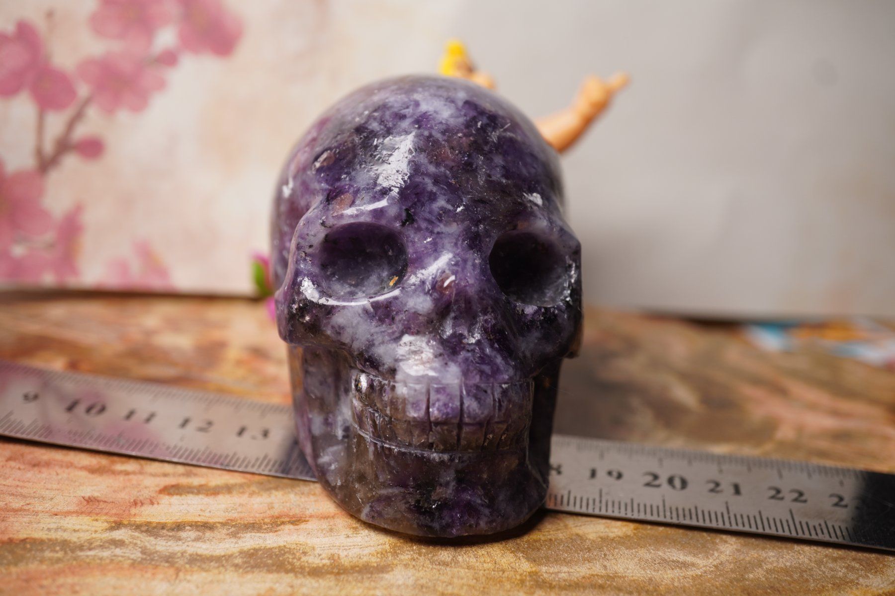 Minerali & Pietre curative: Lepidolith      Skull   8cm x 6cm    Selten – Nuovo e nell'imballaggio originale da Eschenbach SG venduto da topstone 1