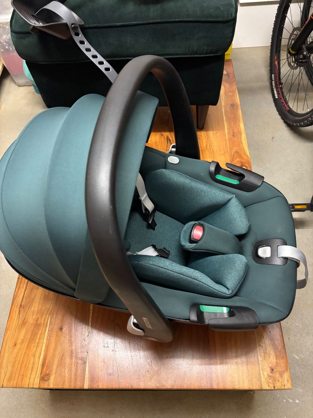 Maxi-Cosi Seggiolini per auto: Maxi-Cosi Pebble 360 i-Size Babyschale – Usato da Zürich venduto da braindamageinc 2