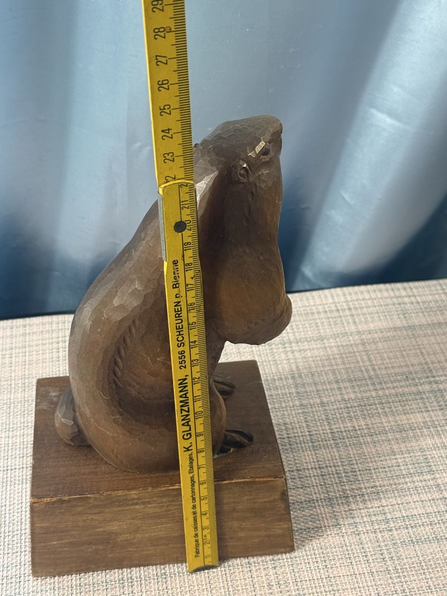 Skulpturen & Statuen: Brienzer Holzschnitzerei WEGUMA Murmeltier ca. 22 cm – Gebraucht aus Grenchen von swiss.antiques 3