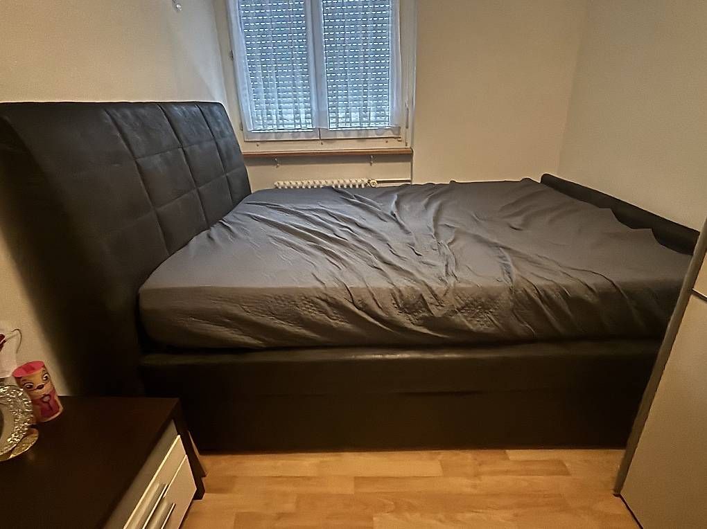 Betten: Boxspringbett 160/200cm – Gebraucht aus Frauenfeld von qen_5c2p 1
