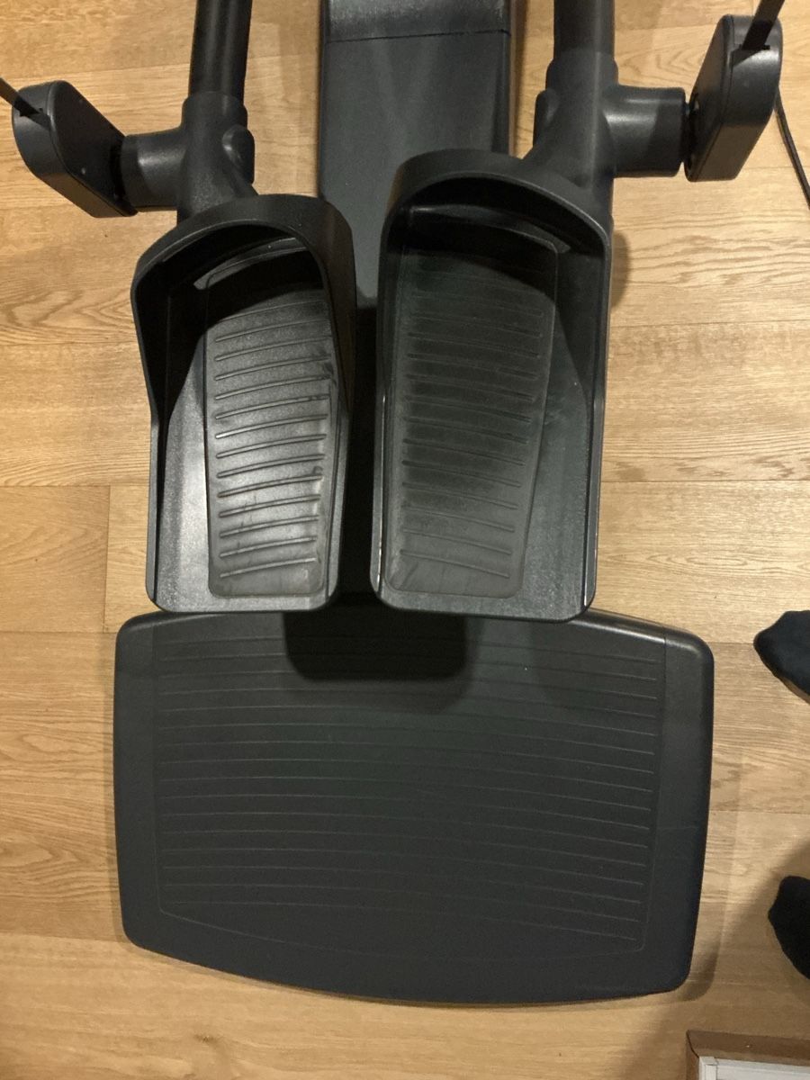 Technogym Vélos d'appartement: Technogym Crosstrainer - Vario – D'occasion à Aesch ZH par Shoper1 6