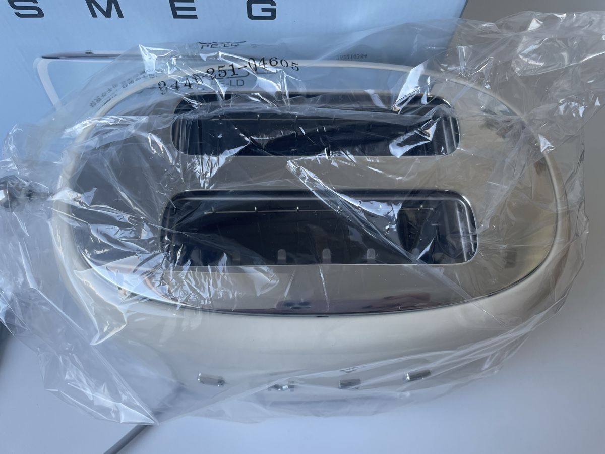 Smeg Elettrodomestici da cucina: SMEG Toaster, Beige, Neu, Originalverpackt! – Nuovo e nell'imballaggio originale da Niederglatt ZH venduto da ctulimp 2