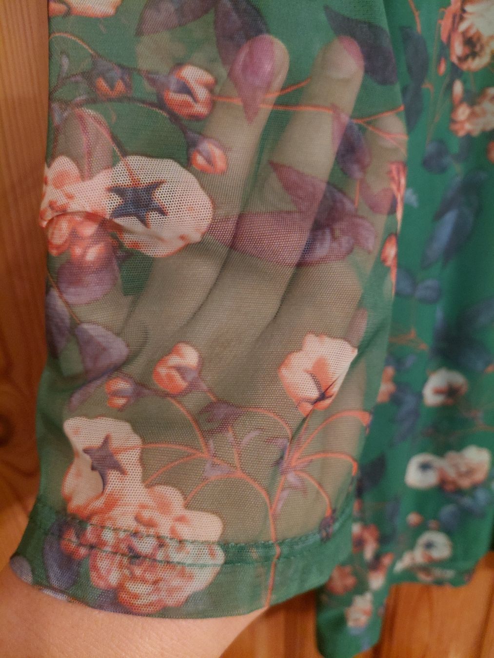Tops: Kaffe Top Grün mit Blumenmuster – D'occasion à Winterthur par adventurenala 2