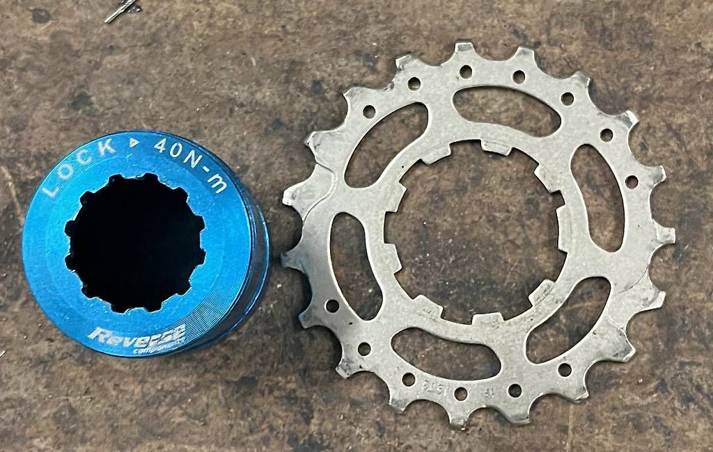 Pezzi di ricambio: Singlespeed-Kit von Reverse, blau eloxiert – Usato da Bern venduto da Achkrach 1