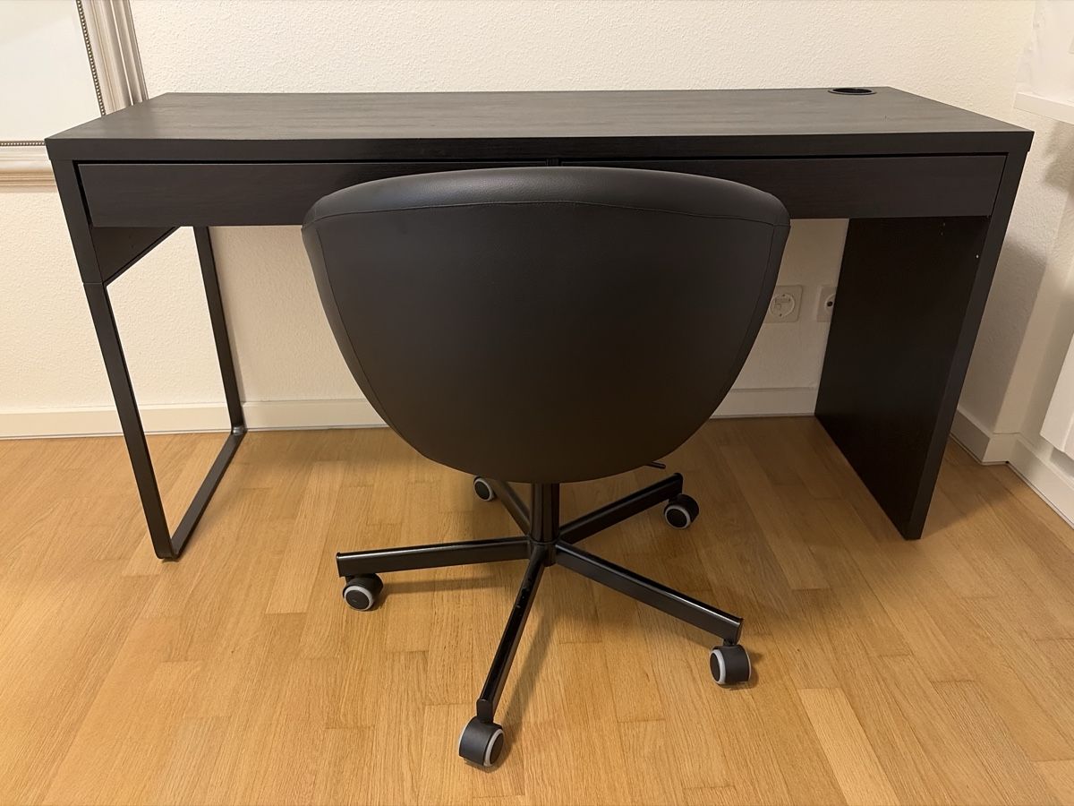 Bureaux: Bürotisch inkl. Stuhl – D'occasion à Oberwil-Lieli par vanerahel_