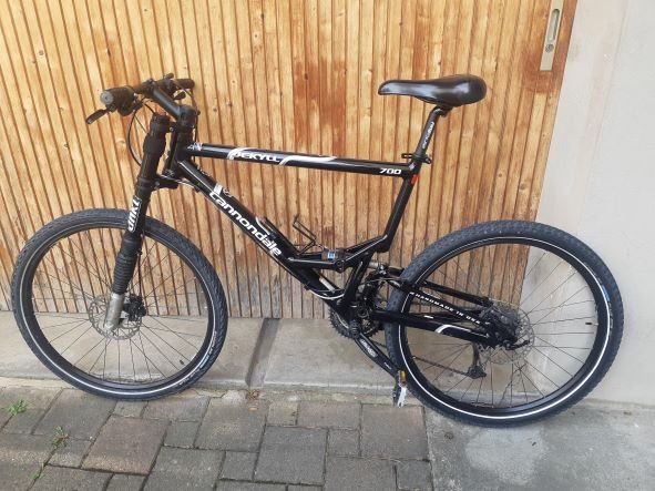 Cannondale jekyll deals 700