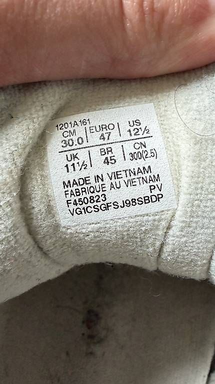 Asics Scarpe da uomo: ASICS GEL-Kayano 14  Gr. 47 – Usato da Oberägeri venduto da maridale 2
