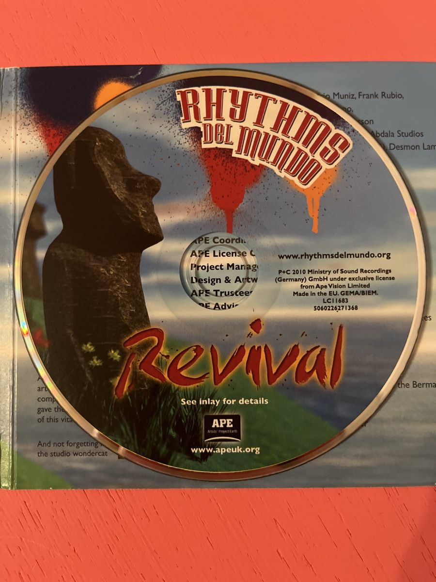 CD: Various Artists - Rhythms Del Mundo/Revival – Usato da Lützelflüh-Goldbach venduto da Deiv4 6