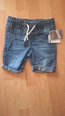 Short en jean garçon neuf avec étiquette 92/98