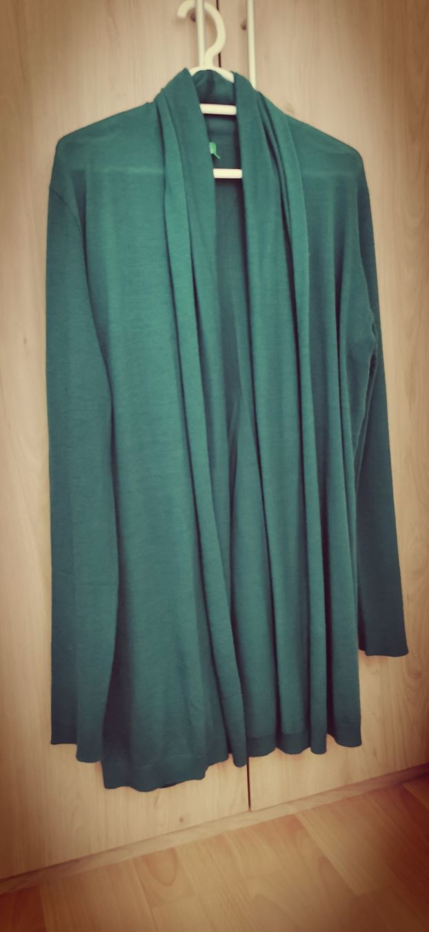 Benetton Giacche: Cardigan 50%Wolle – Usato da Winterthur venduto da Katyakaterina 2