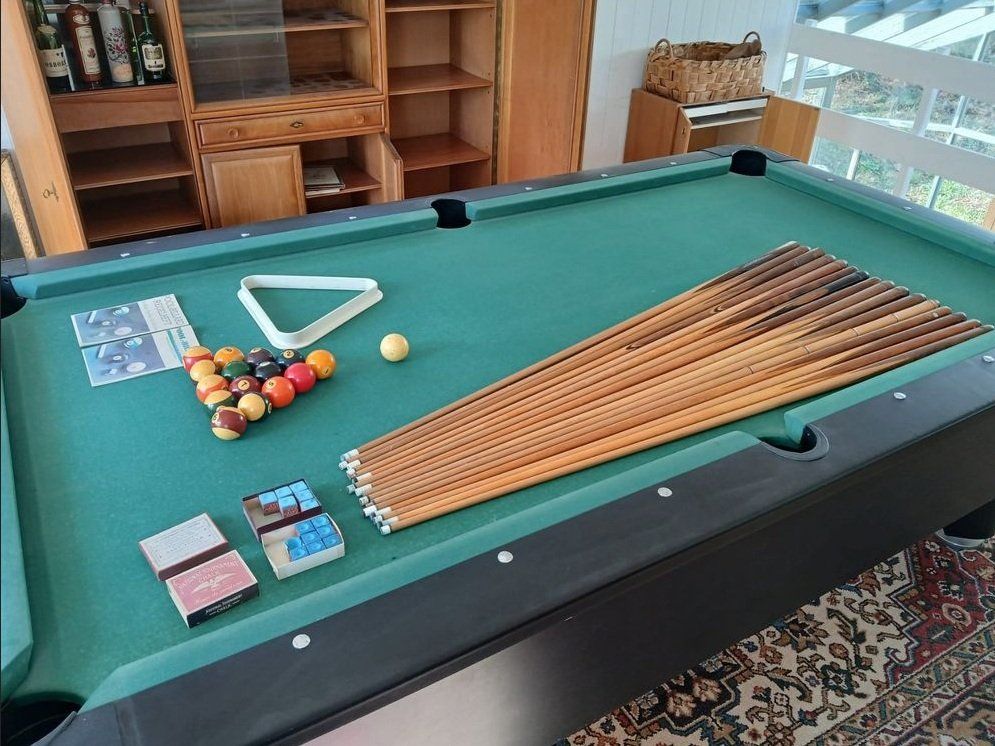 Tavoli da biliardo: Gebrauchter Billardtisch mit Zubehör – Usato da Wetzikon ZH venduto da cla_86xl 1