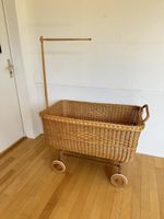 Stubenwagen geflochten 