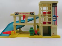 Fisher-Price Spielzeugklassiker Garage