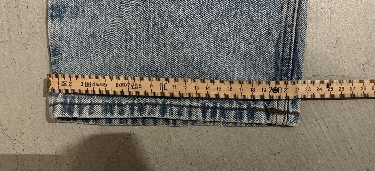 Weekday Jeans: Weekday Galaxy Loose Jeans ice blue 32 – Nuovo (secondo la descrizione) da Dättwil AG venduto da seung.kuk 4