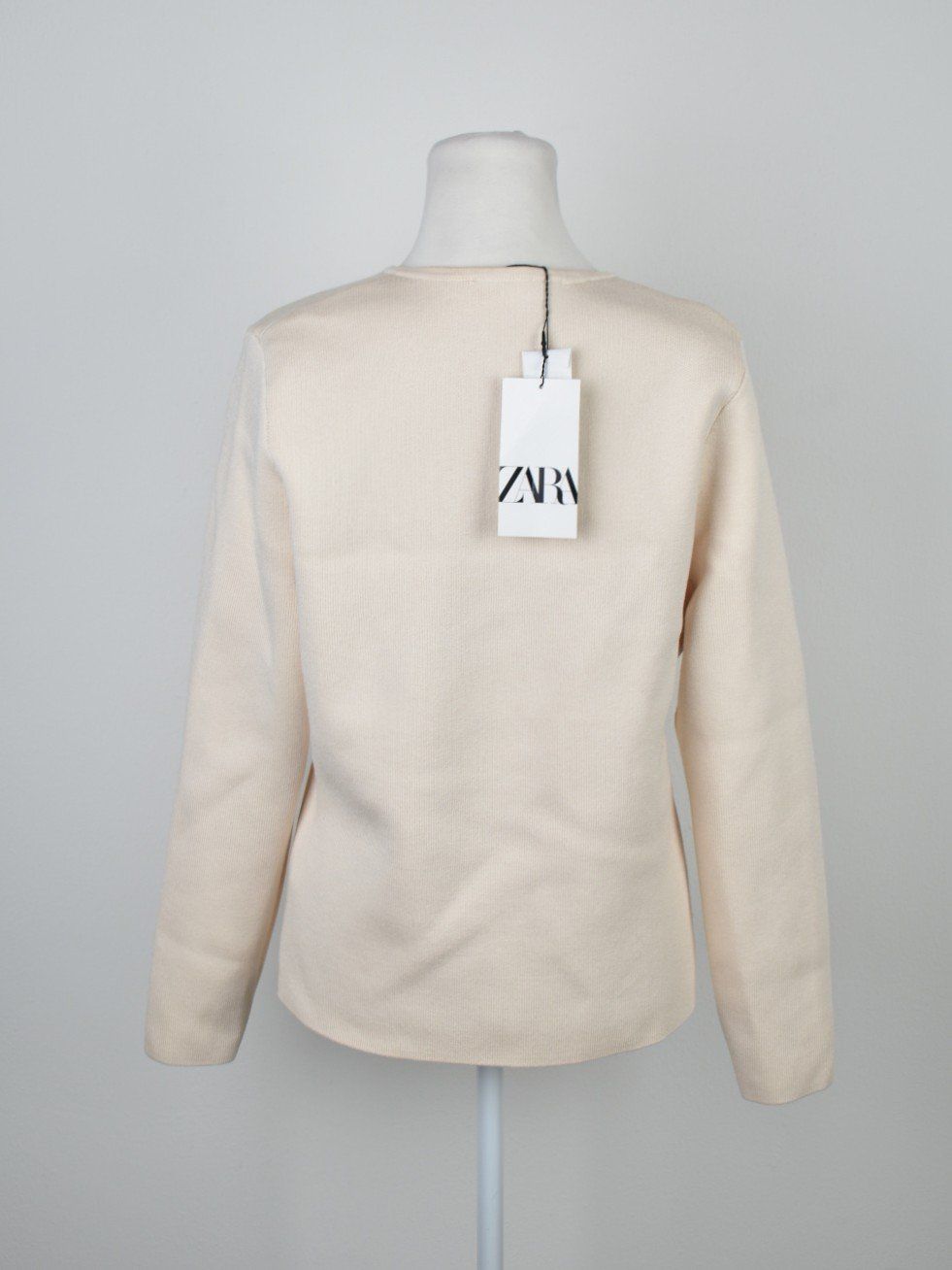 Zara Jacken: Zara Strickjacke Gr.XL, ungetragen – Neu (gemäss Beschreibung) aus Nürensdorf von 2ND_STORY 2