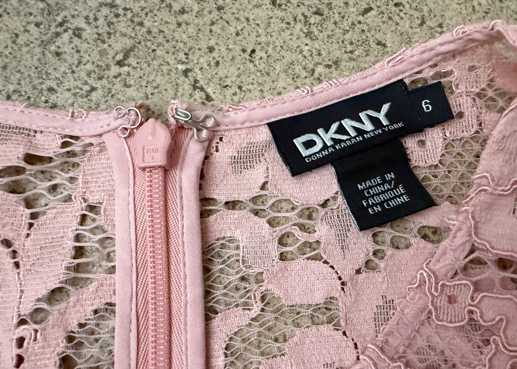 DKNY Vestiti: DKNY Kleid aus Spitze 💗 – Usato da Zürich venduto da ClosetQueen 9