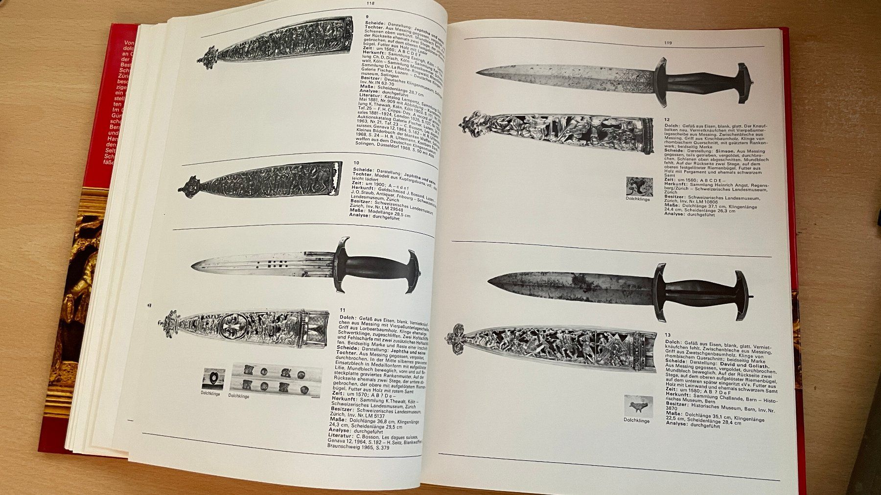 Libri: Schweizer Dolch - Waffenbuch - Hugo Schneider – Usato da Glattfelden venduto da cybermaxx 9