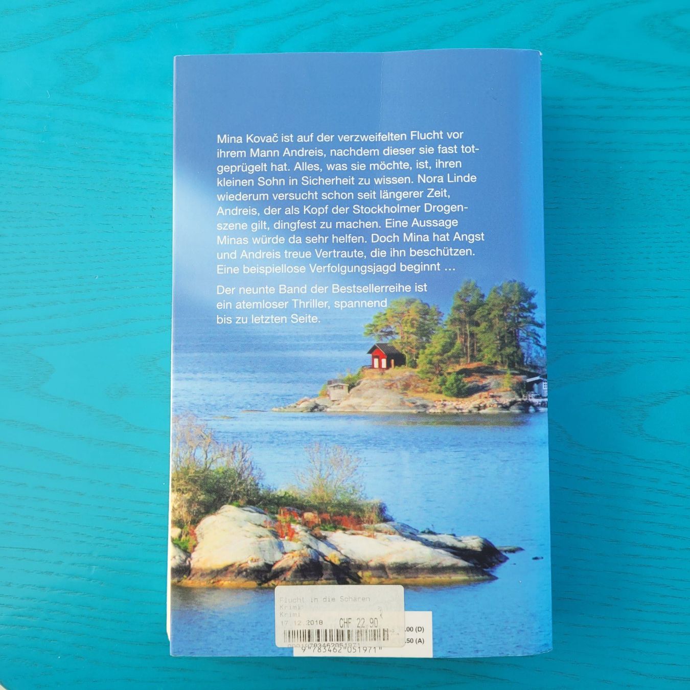Libri: Viveca Sten- Flucht in die Schären – Usato da SCHÜBELBACH venduto da CoKaHa 1