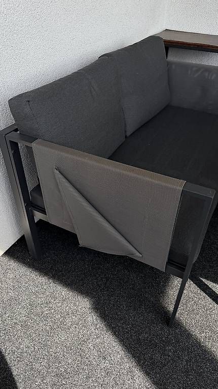 Divani: Gartenlounge grau/anthrazit inkl. Tisch – Usato da Rotkreuz venduto da ta_ti75 9
