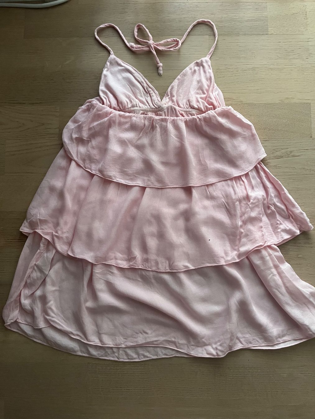 Vestiti: Subdued Volantkleid Rosa – Nuovo (secondo la descrizione) da Dietikon venduto da Pmoebi 2