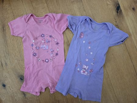 2x kurzes Pyjama, pink, violett, Strampler Gr. 74/80, Sommer