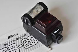 Nikon Blitz SB-20 inkl. Bedienungsanleitung