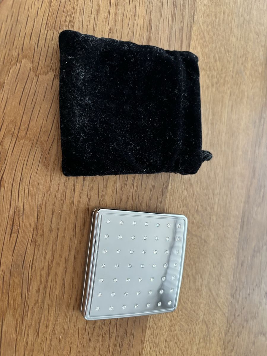 Miroirs: Taschenspiegel mit Strasssteinen – D'occasion à Muhen par Claudi1985 4