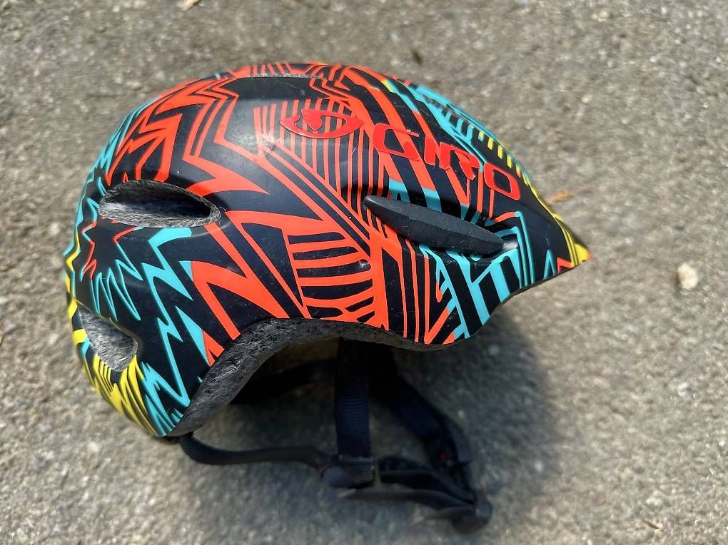 Caschi: Helm 45-49cm  – Usato da Zürich venduto da luc_bb9h