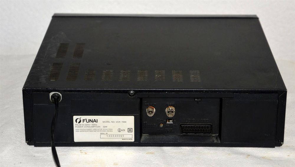 Magnétoscope Funai F2000 VHS - PAL/SECAM - Avec Télécommande - Fonctionne